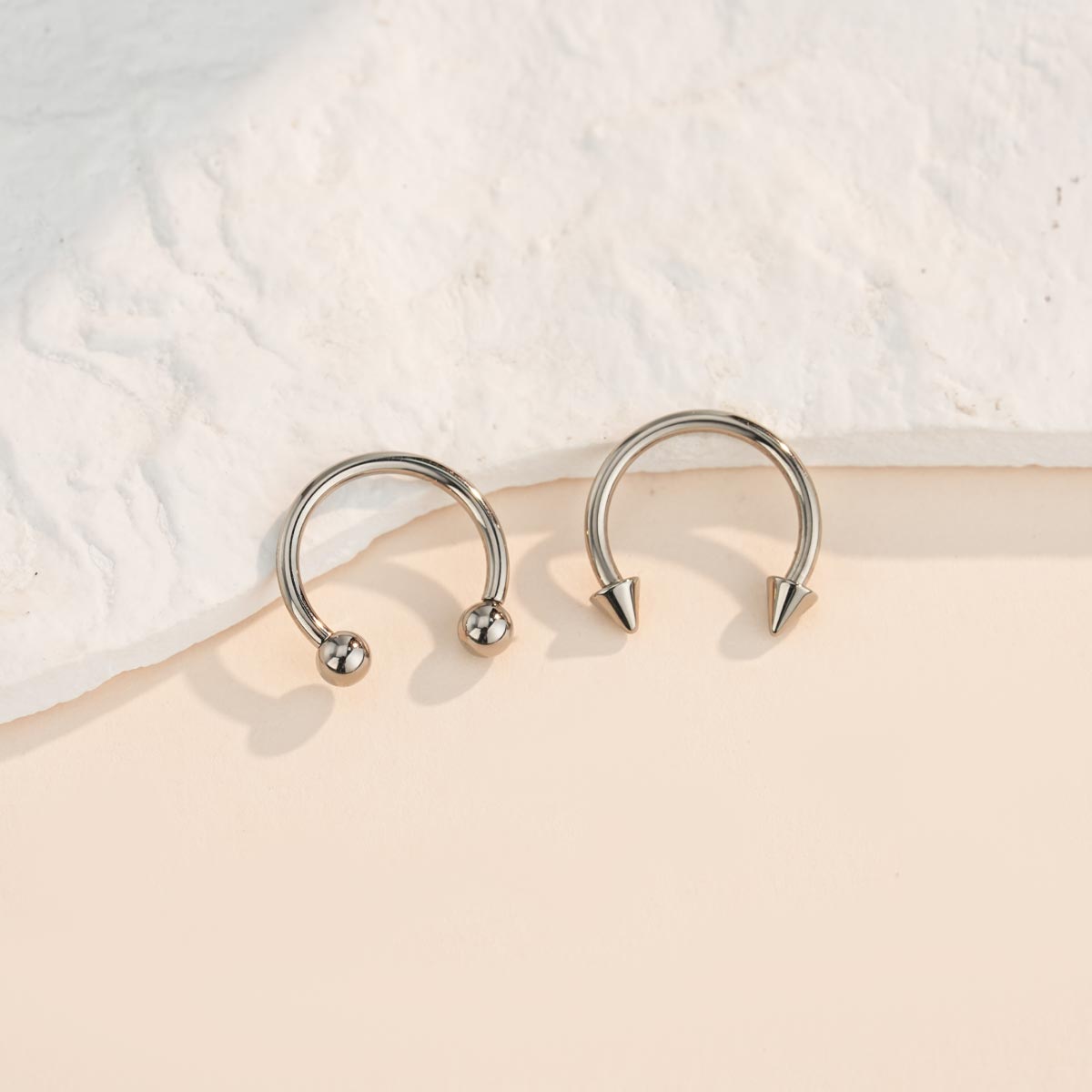 horseshoe 14g septum ring